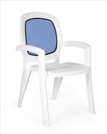 Пластмасови столове за открито