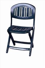 Градински пластмасови столове